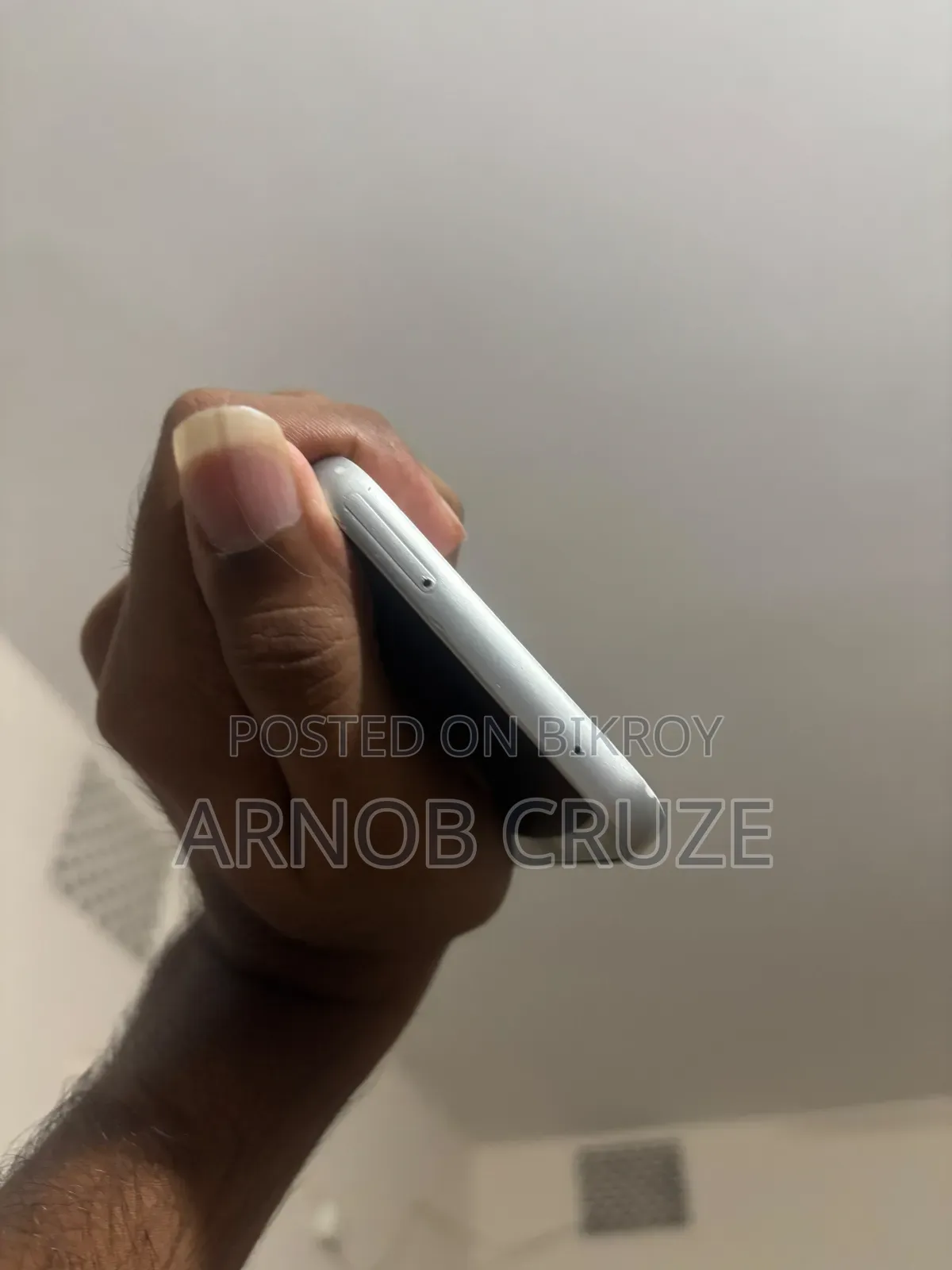 স্যামসাং গ্যালাক্সি এ৫৪ ৫জি ১২৮ জিবি হোয়াইট