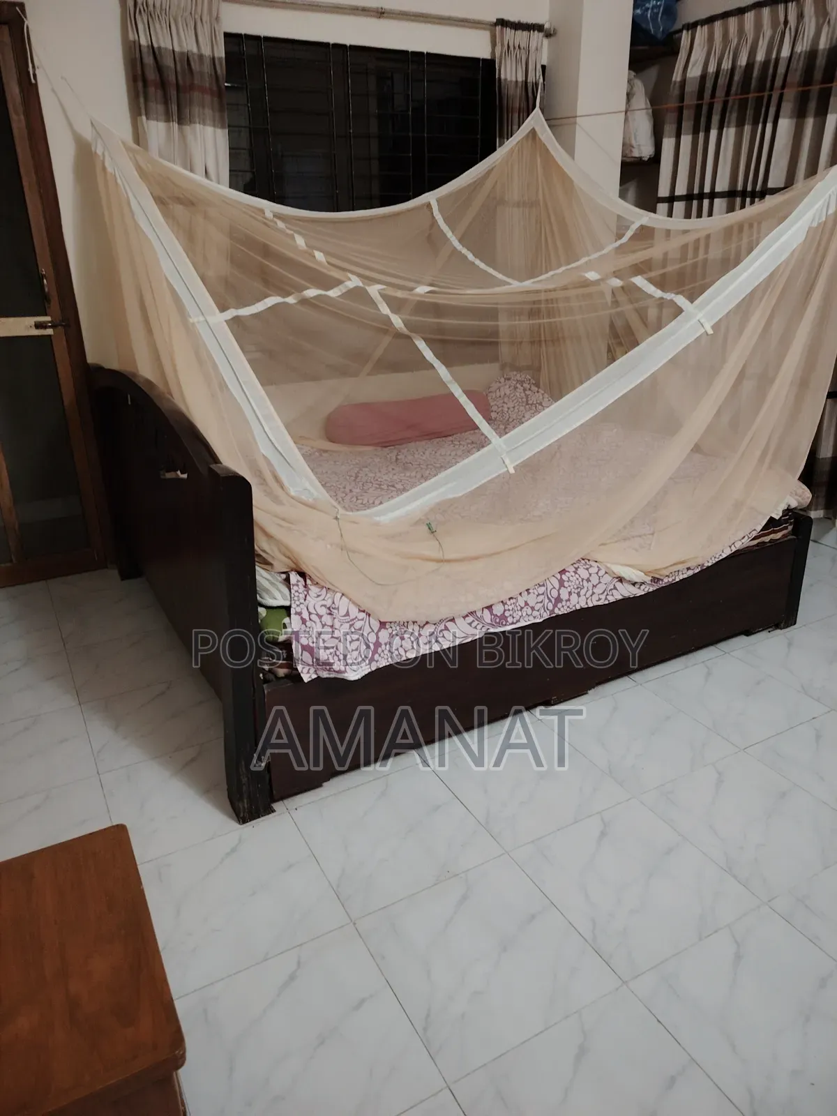ব্যবহৃত খাট