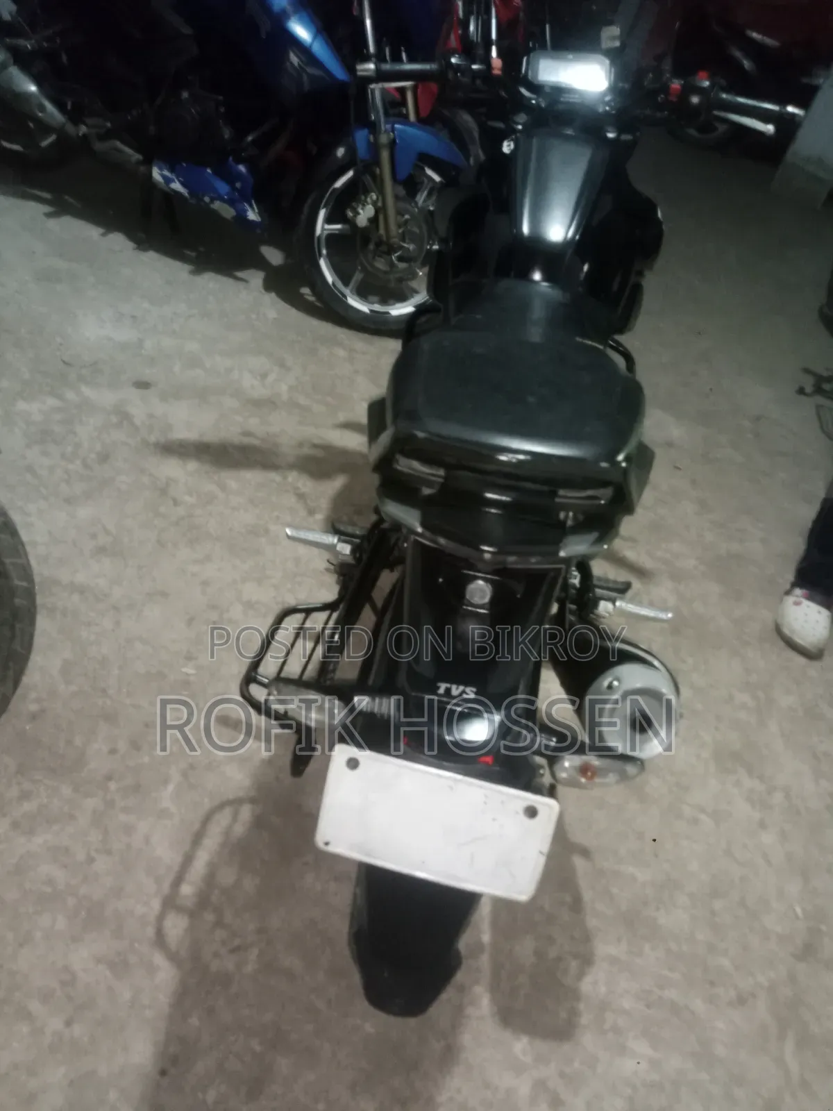 টিভিএস রাইডার ১২৫ ২০২২ কালো