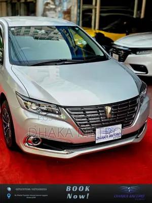 টয়োটা প্রমিও ২০২০ রূপালী