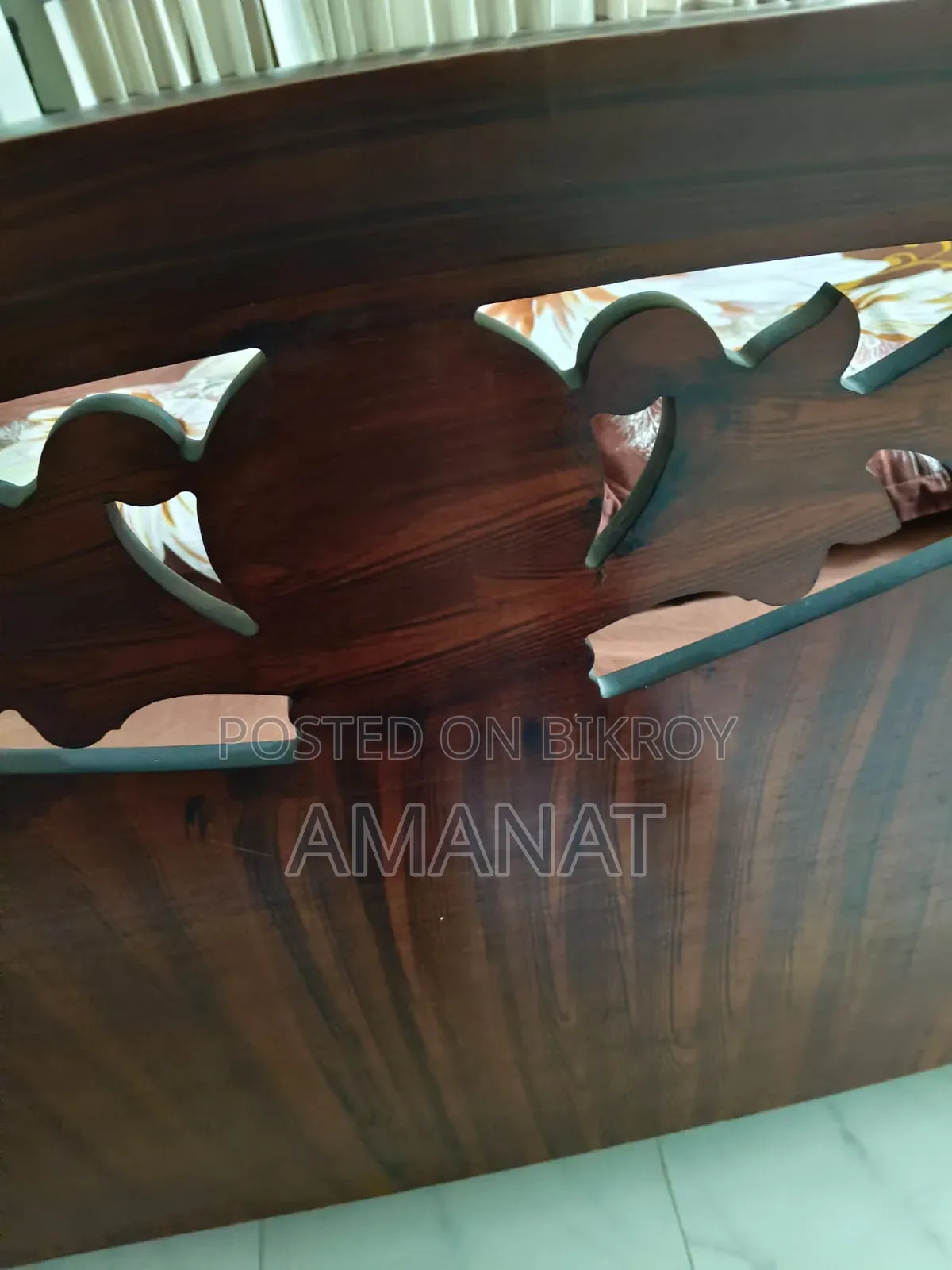 ব্যবহৃত খাট