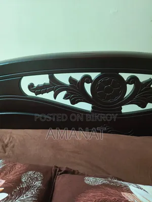 ব্যবহৃত খাট