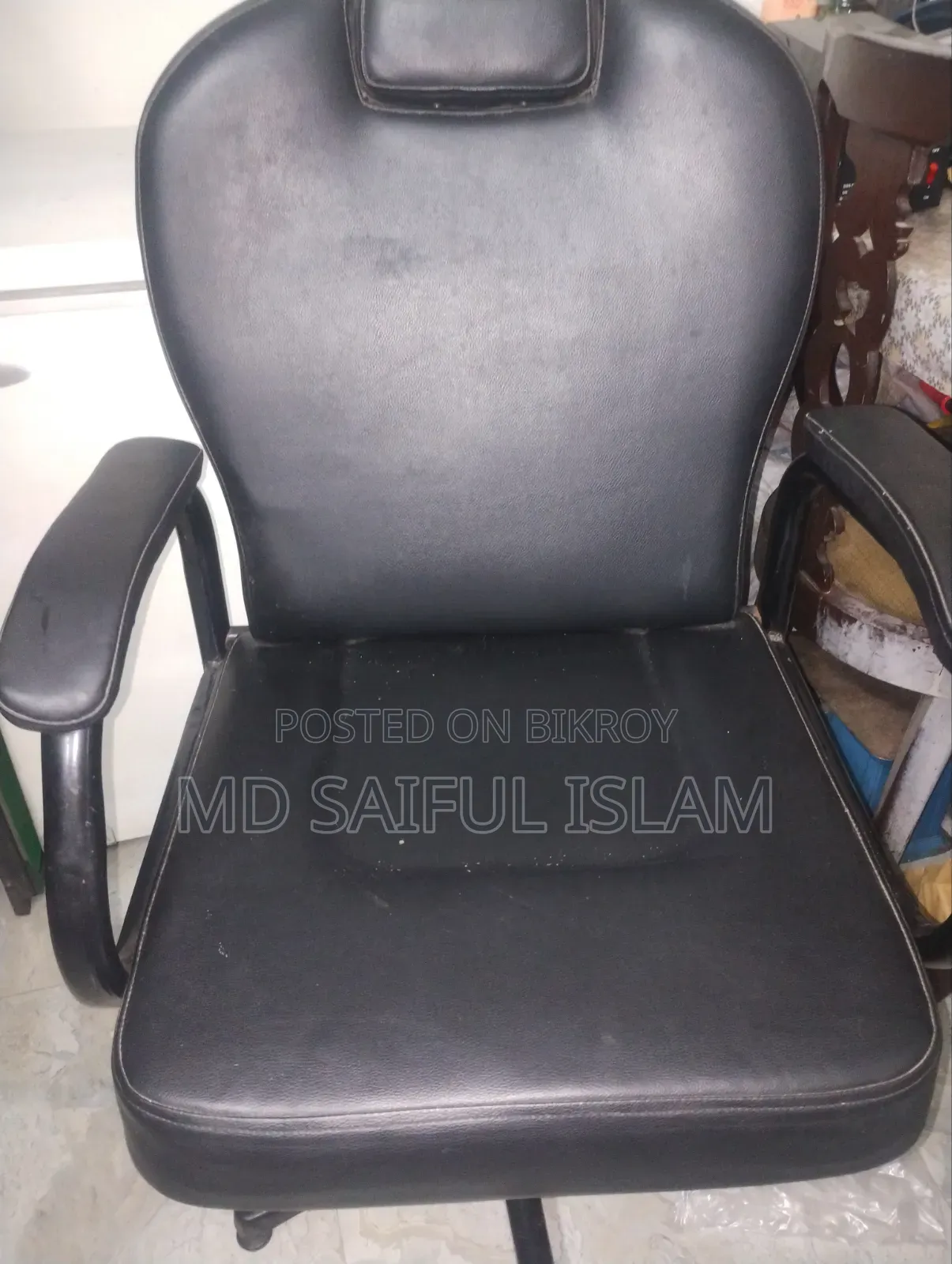 Parlour / Saloon Chair