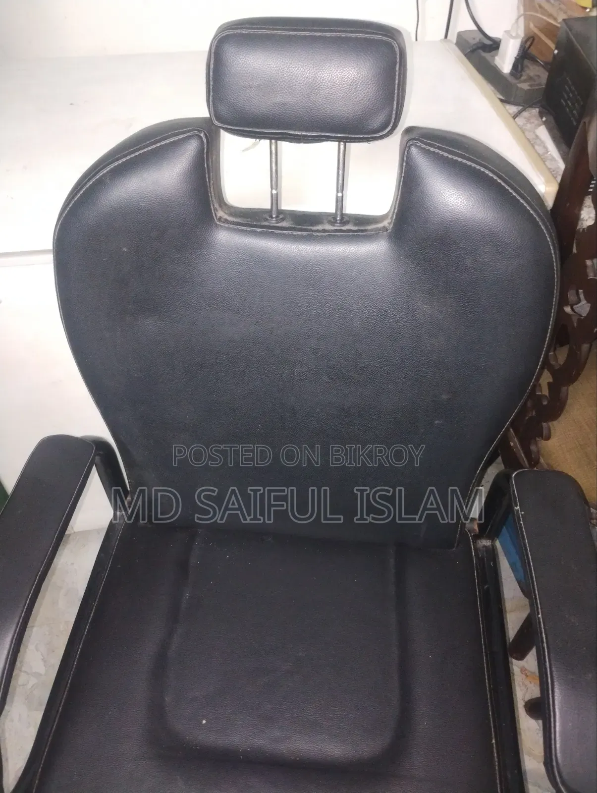 Parlour / Saloon Chair