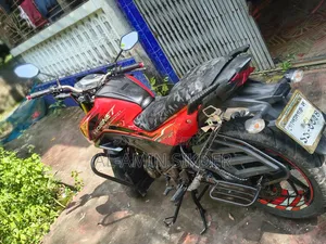 হোন্ডা হর্নেট ২০১৯ লাল