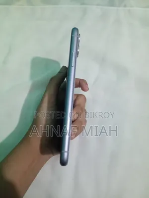 Apple iPhone 11 64 GB Purple