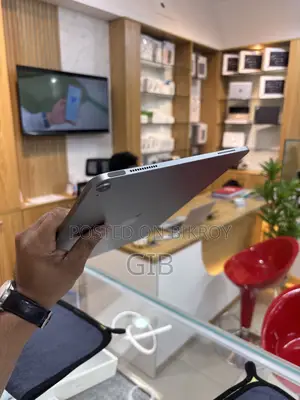 অ্যাপল আইপ্যাড এয়ার ১৩ (২০২৬) ১২৮ জিবি গ্রে