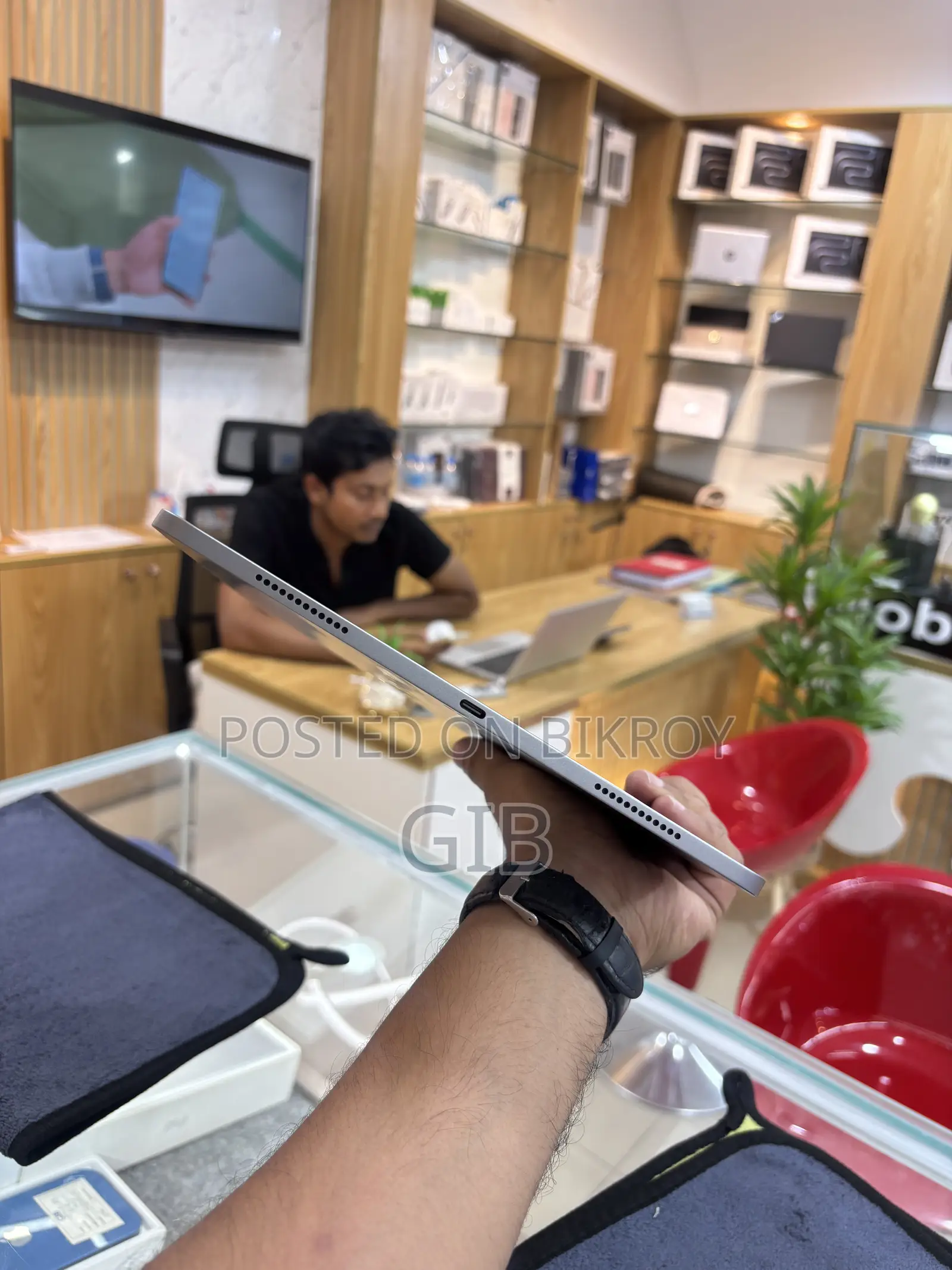 অ্যাপল আইপ্যাড এয়ার ১৩ (২০২৬) ১২৮ জিবি গ্রে