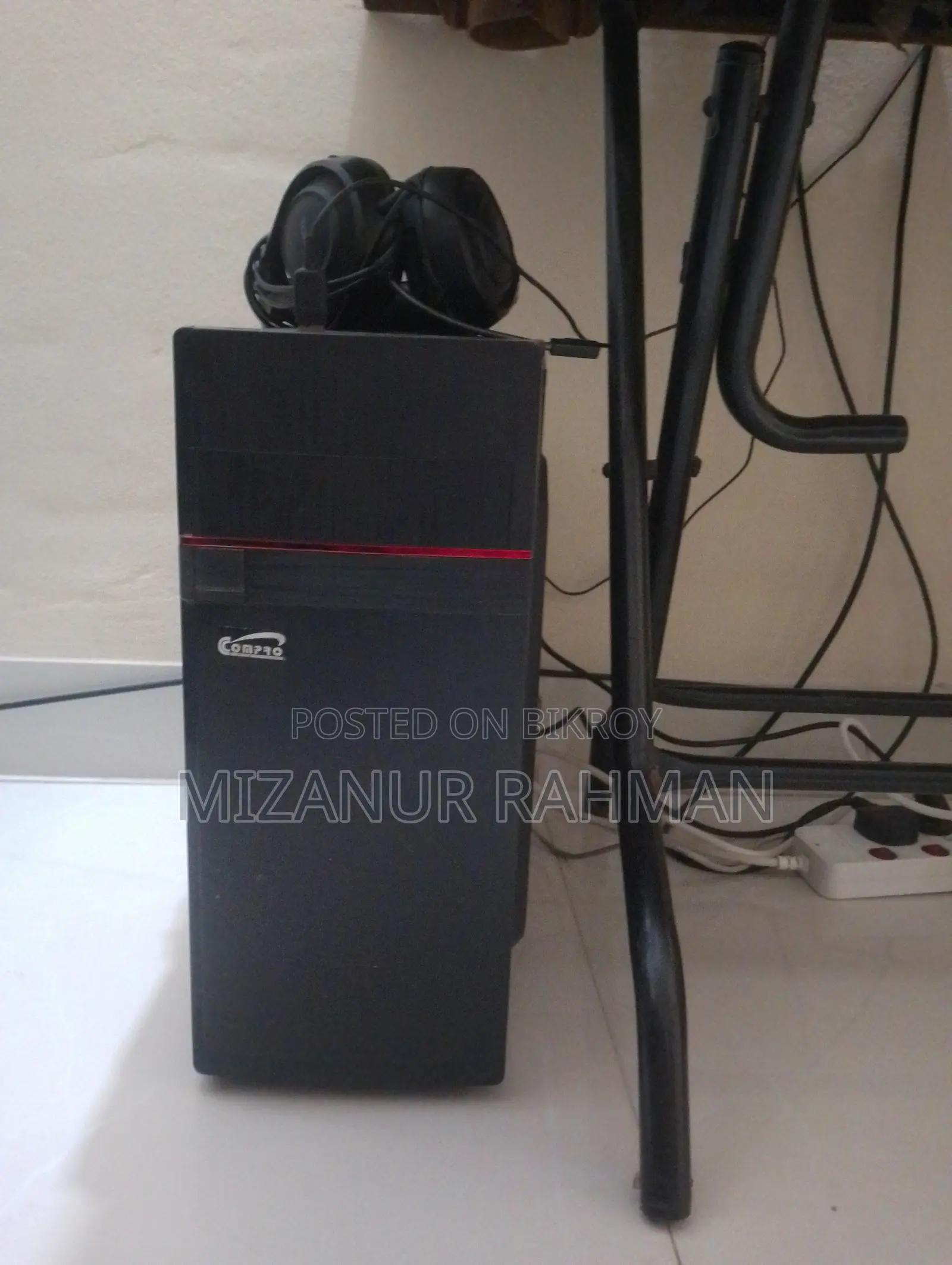 Desktop Computer HP 8GB AMD Ryzen 3 SSD 256GB