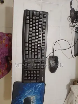 Desktop Computer HP 8GB AMD Ryzen 3 SSD 256GB