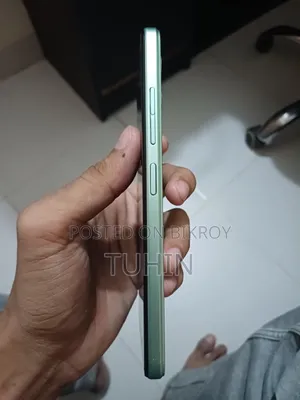 Symphony G26 32 GB Green