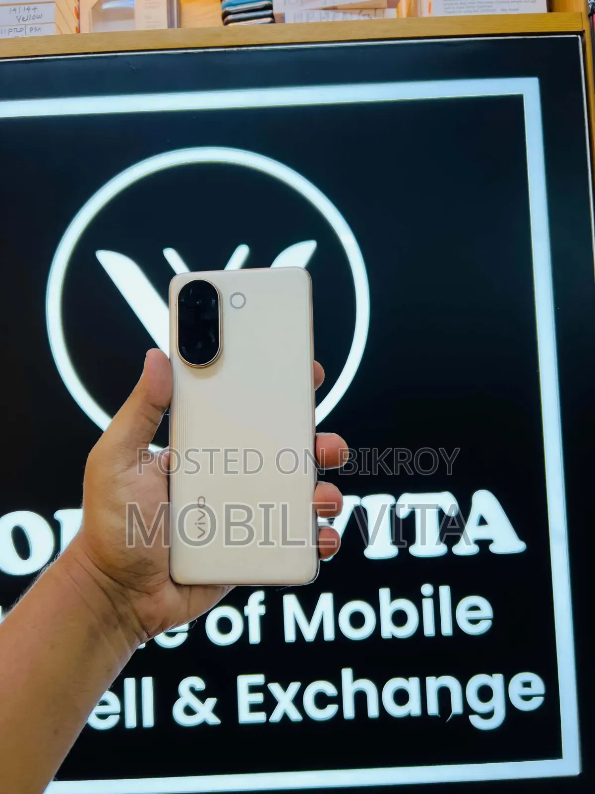 Vivo V60e 256 GB Yellow