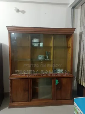থ্রি পার্ট পিওর উডেন শোকেস