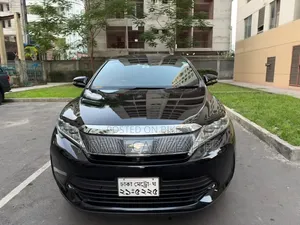 Toyota Harrier 2.5 Hybrid GR Sport 2019 Black