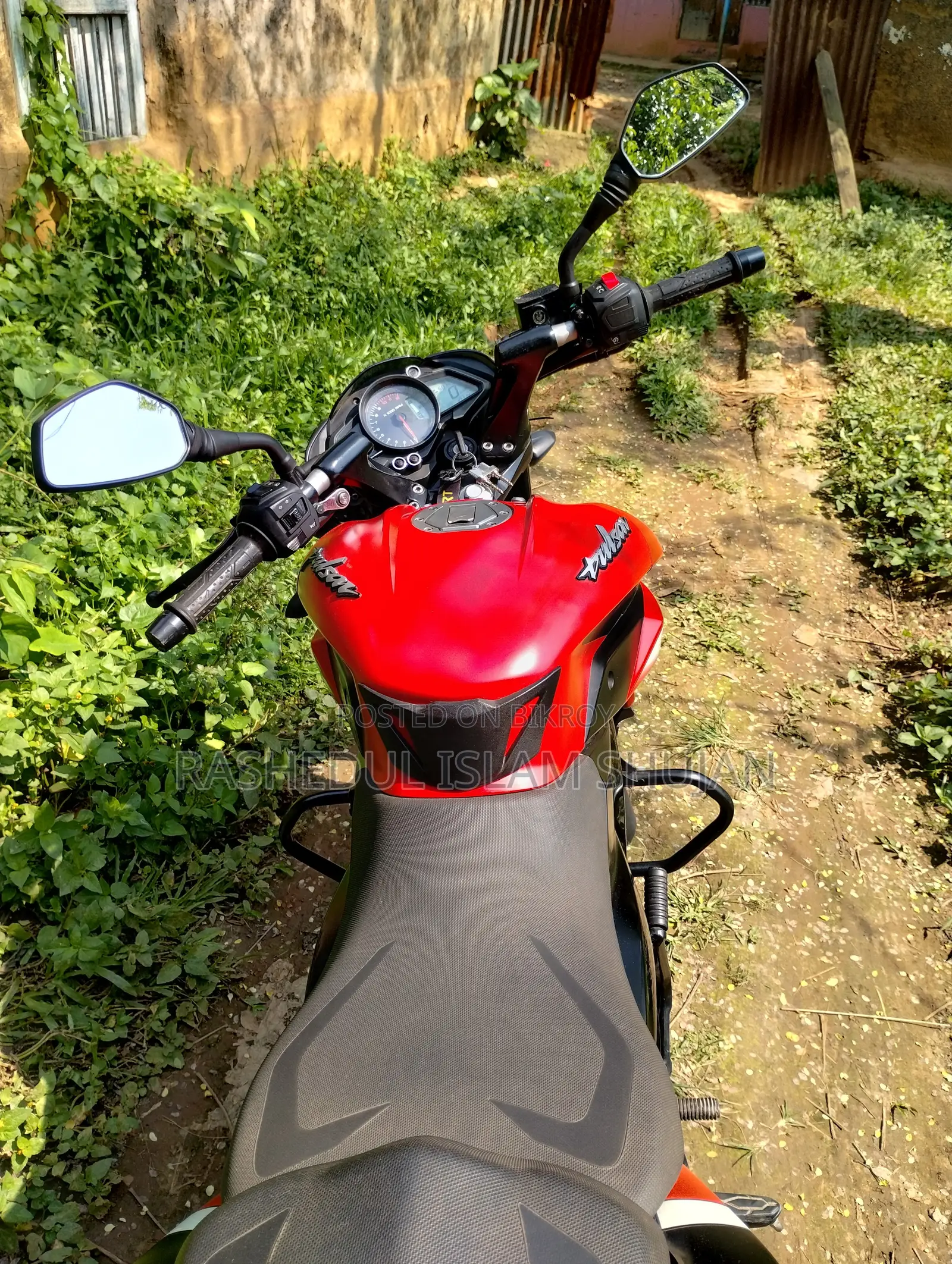 বাজাজ পালসার এনএস১২৫ ২০২৫ লাল