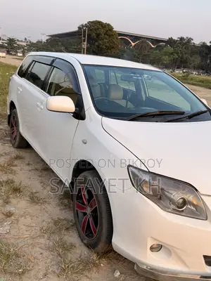 Toyota Corolla Fielder 2011 White