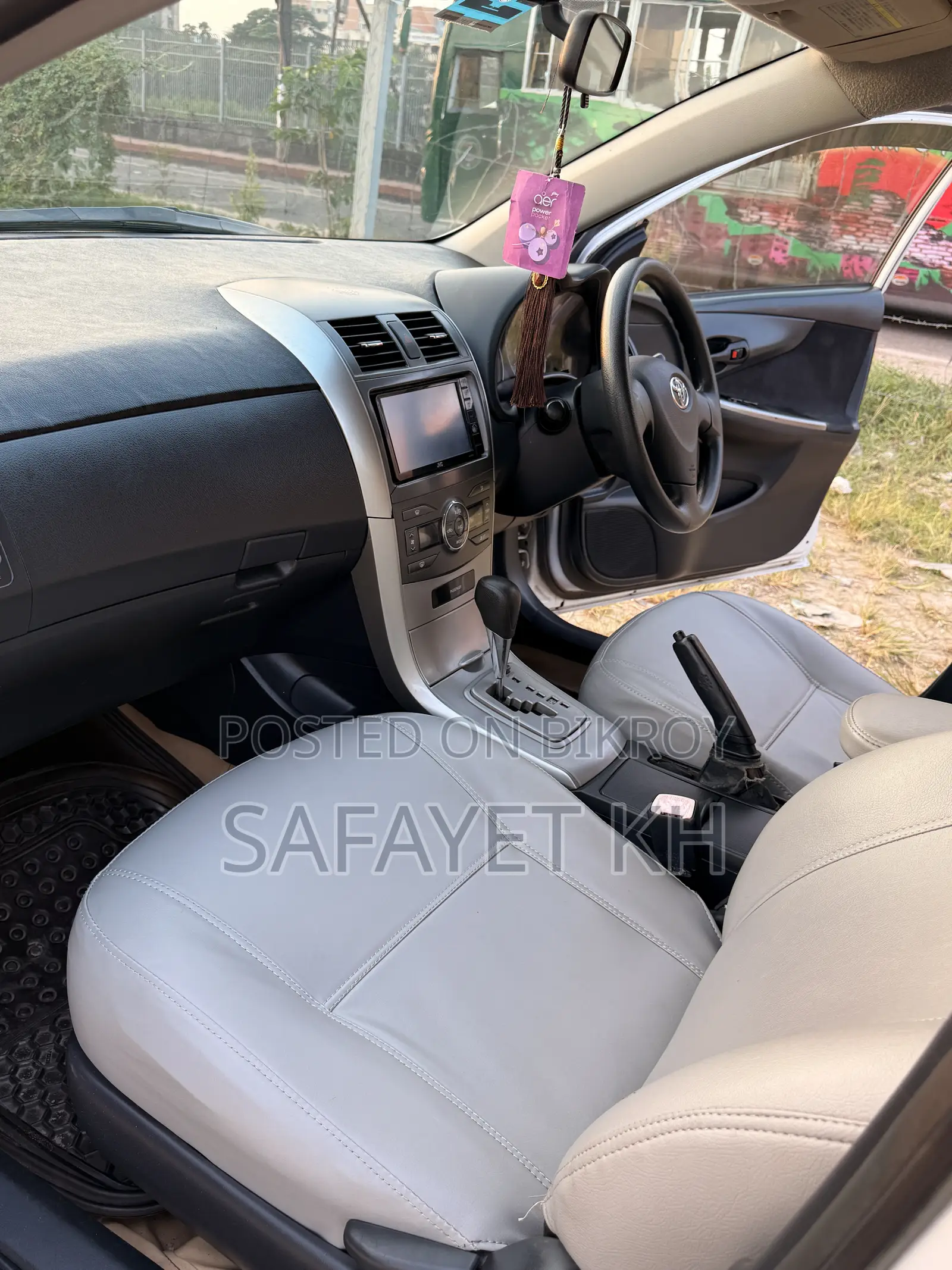 Toyota Corolla Fielder 2011 White