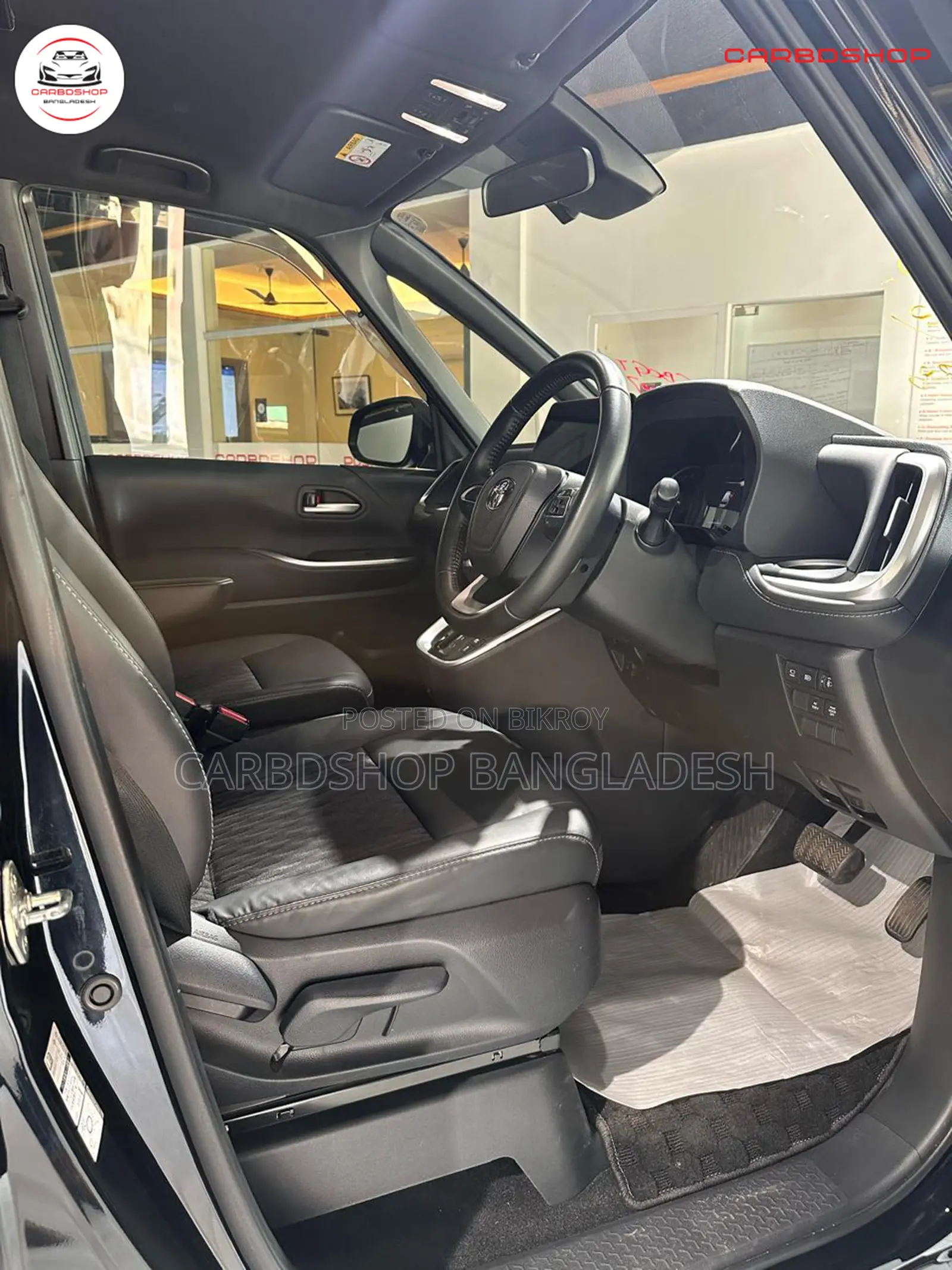 Toyota Noah 2023 Black
