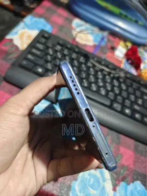 নতুন ভিভো ভি২৭ প্রো ১২৮ জিবি