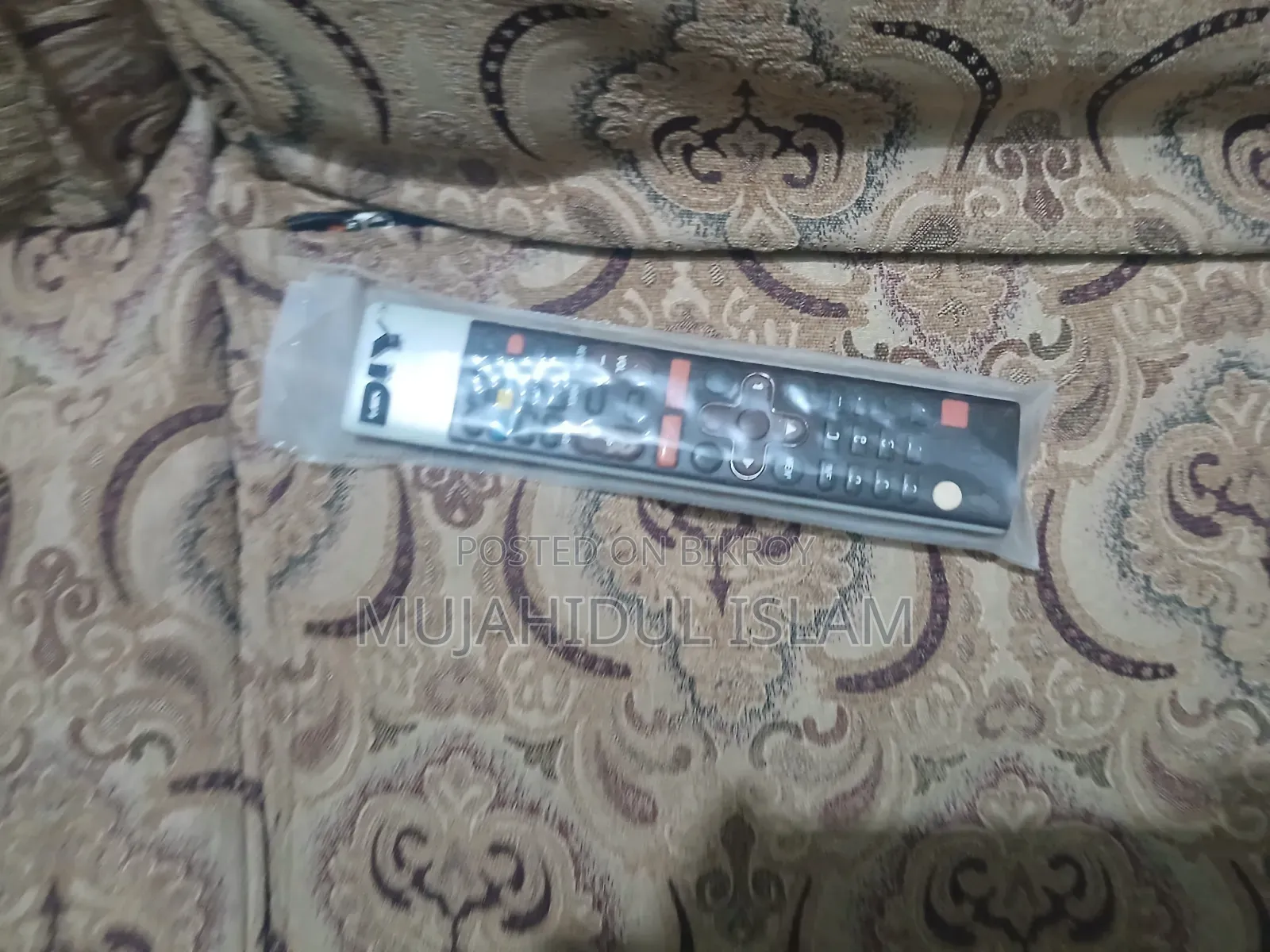 আকর্ষণীয় মূল্যে টিভি বিক্রি হবে।