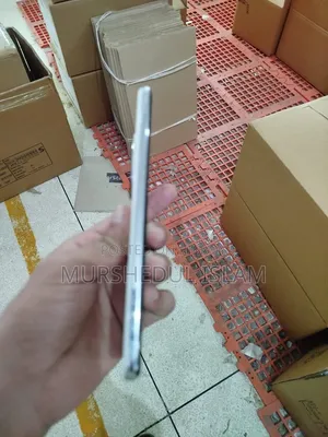 অনার ২০০ ৫১২ জিবি হোয়াইট