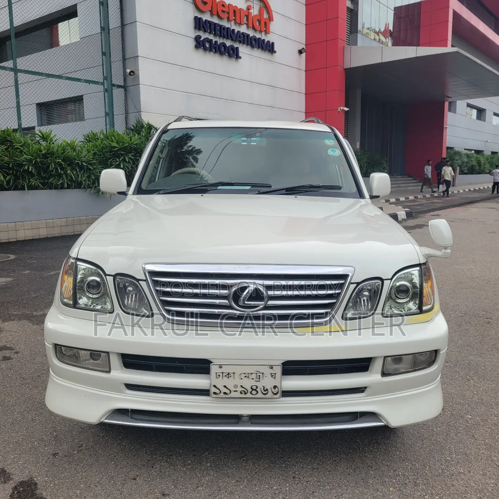 Lexus LX 470 All-Wheel Drive 2003 Pearl