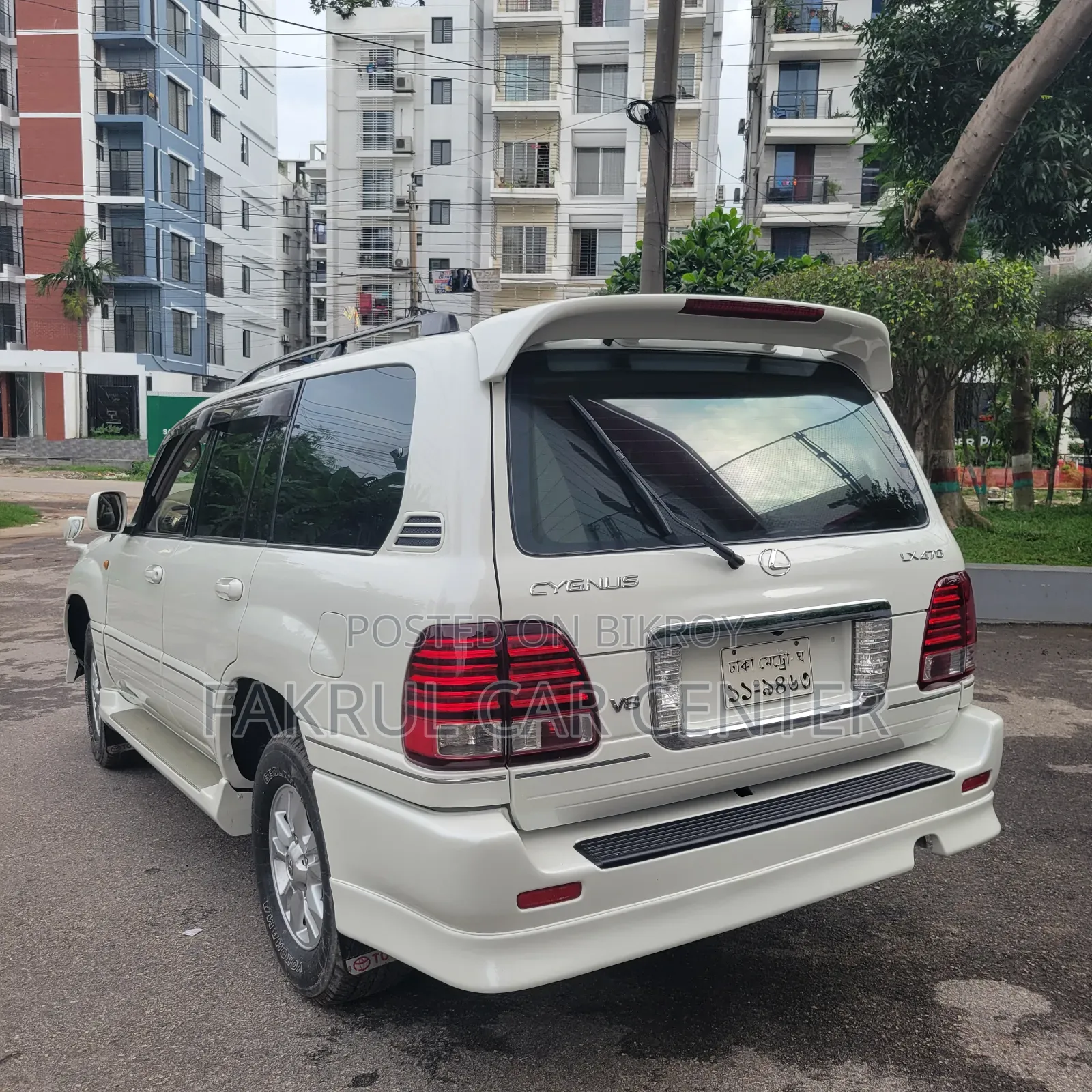 Lexus LX 470 All-Wheel Drive 2003 Pearl