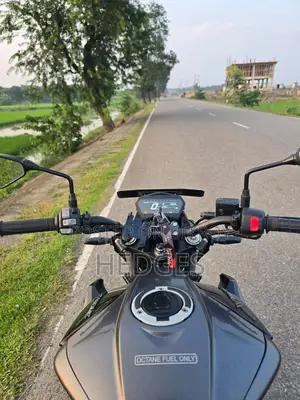 Hero Xtreme 125R 2025 Black