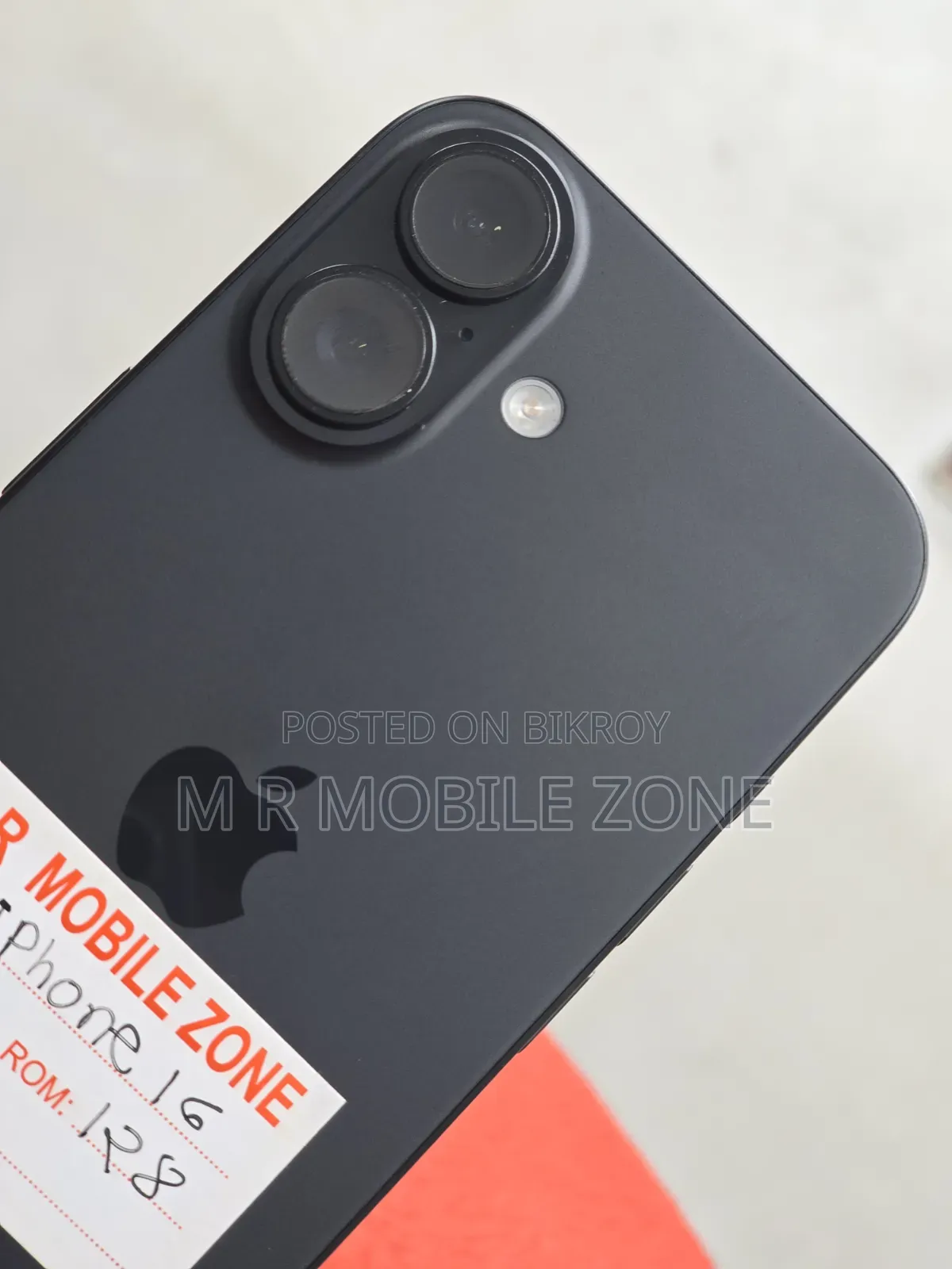 Apple iPhone 16 128 GB Black