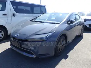 New Toyota Prius 2023 Gray