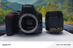 Nikon D5600