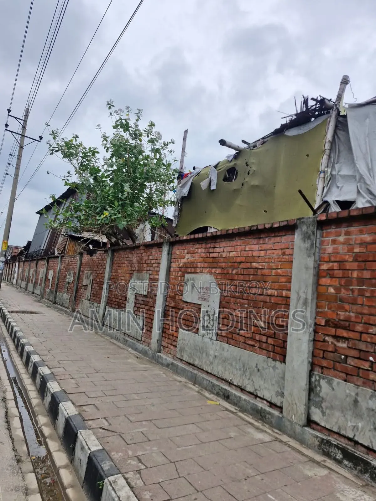 হাতিরঝিলের সাথে ৫৪ কাঠা জমি বিক্রি হবে