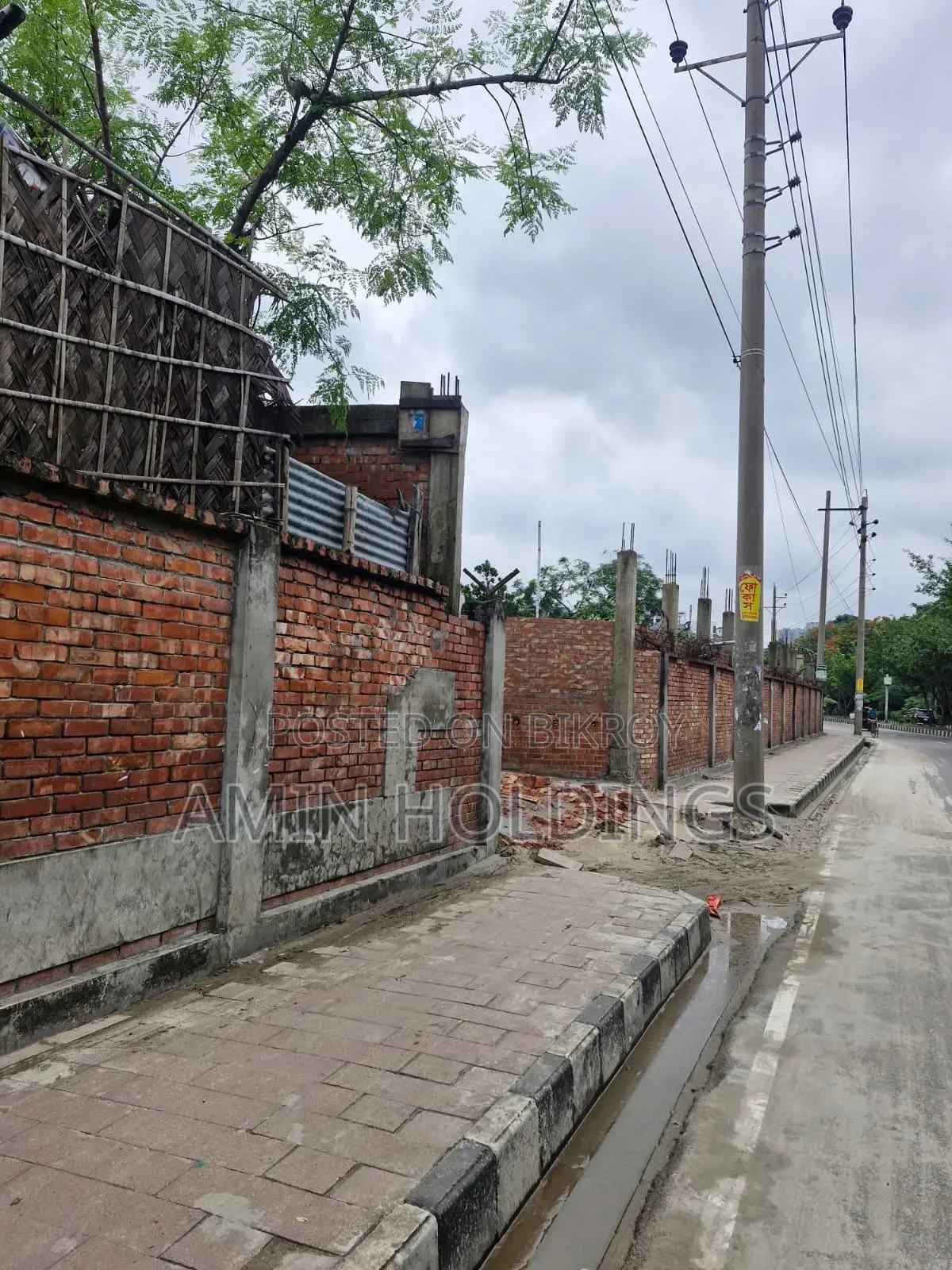 হাতিরঝিলের সাথে ৫৪ কাঠা জমি বিক্রি হবে