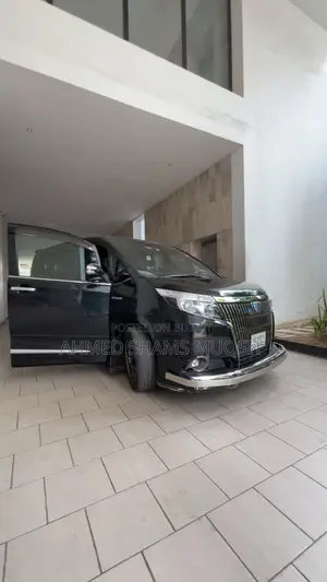 Toyota Esquire 1.8 Front-Wheel Drive Hybrid (7-seater) 2017 Black