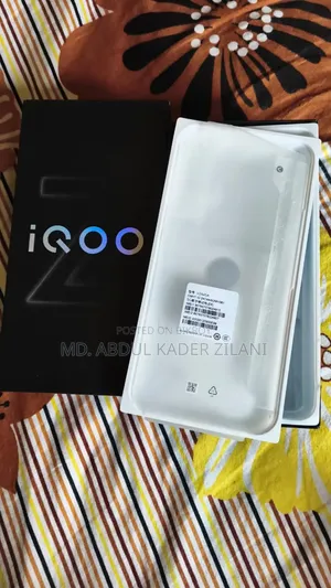 iQOO Z10x 128 GB Black