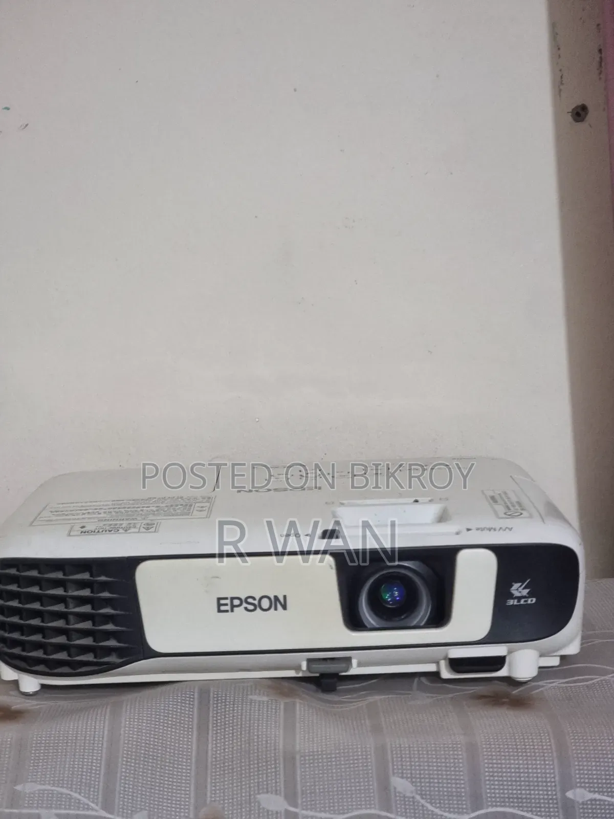 Epson EB-X41 Projector