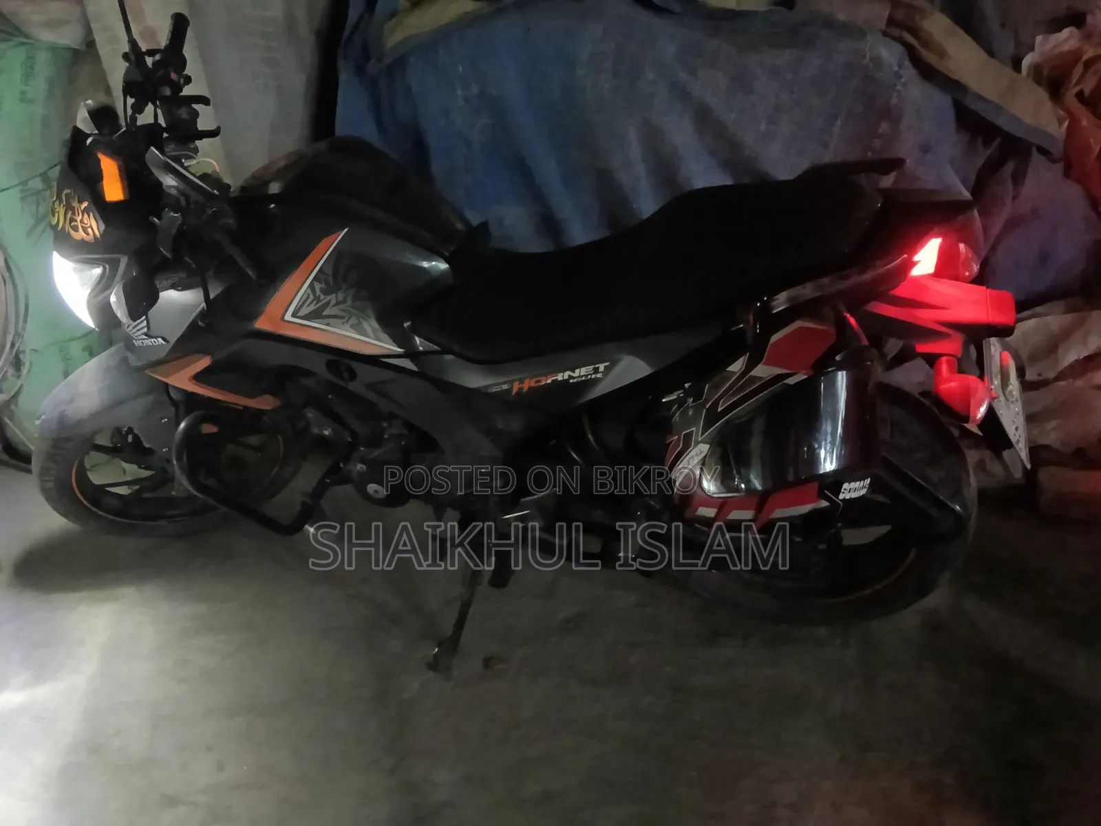 Honda Hornet 2018 Yellow