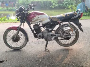 টিভিএস ২০২০ লাল
