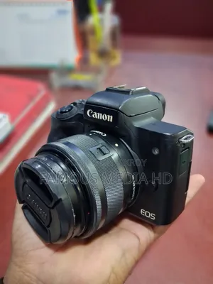 Canon M50 Mark 2 Mirrorless Camera & 15-45mm Kit Lens