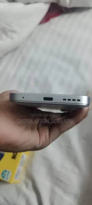 নিউ ভিলিয়ন ভি৫০এস ৬৪ জিবি সাদা
