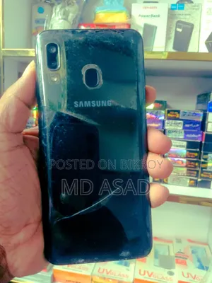 Samsung Galaxy A20 32 GB Black