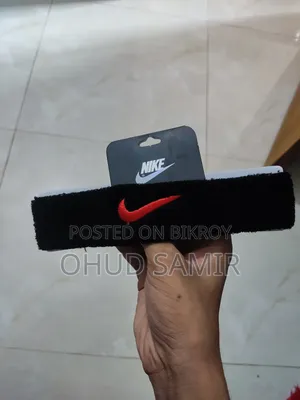 নাইকি হেডব্যান্ড ( Nike Headband)
