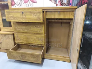 নতুন শোরুম ডিসপ্লে ওয়ারড্রপ (৪ ড্রয়ার, ১ পাল্লা) পাইকারি দামে বিক্রি