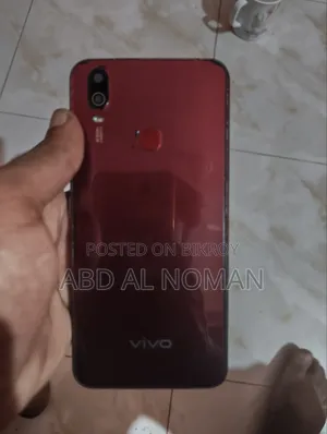 Vivo Y11 32 GB Red