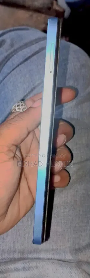 Infinix Hot 30 128 GB Blue