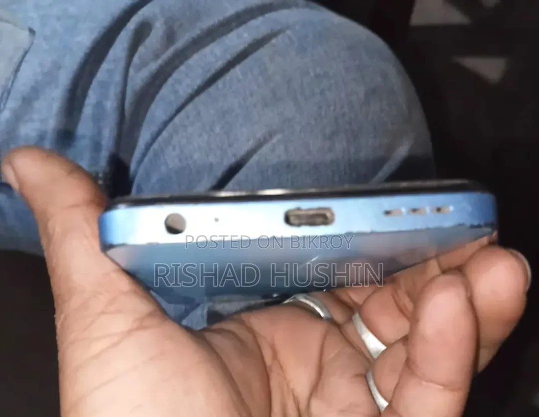 Infinix Hot 30 128 GB Blue