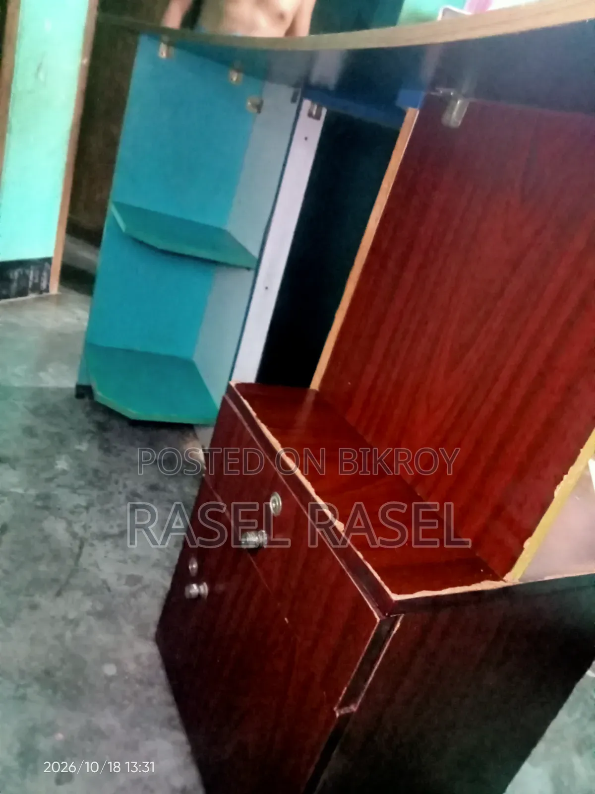 ডেক্স টেবিল