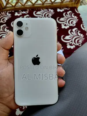 Apple iPhone 11 128 GB White