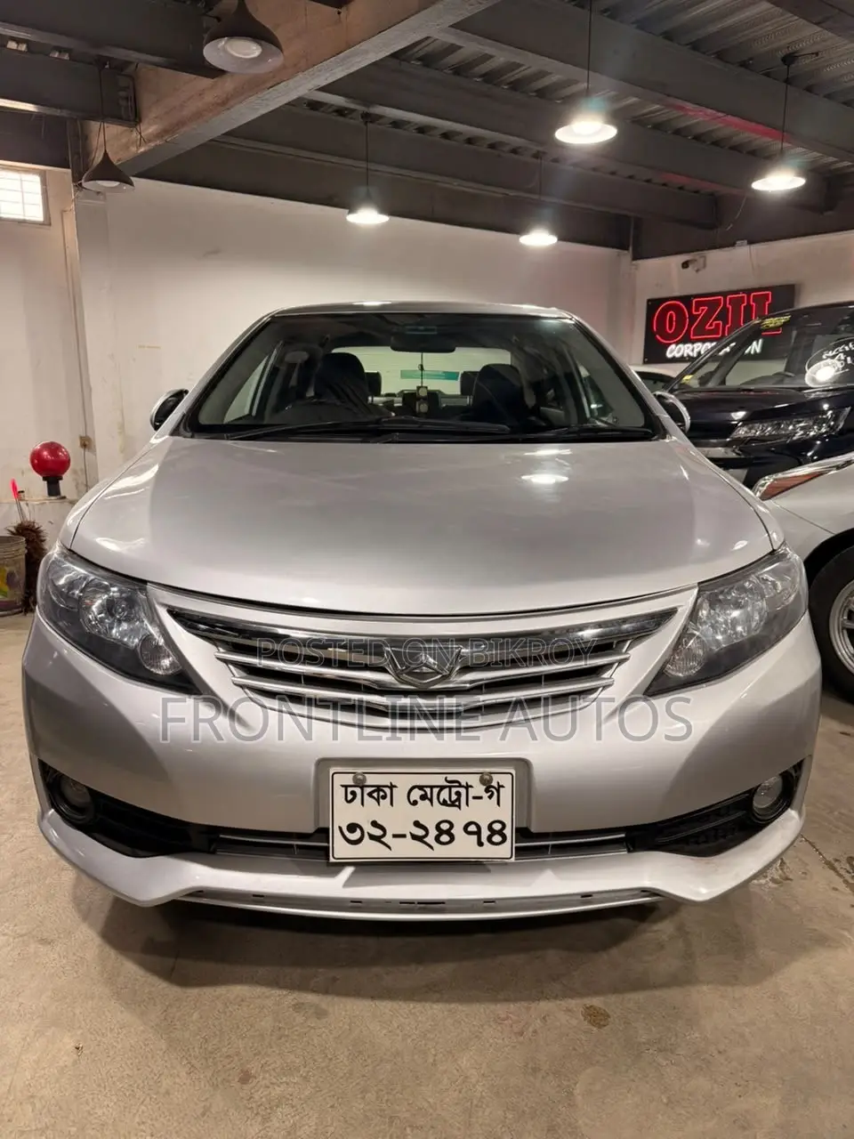 টয়োটা অ্যালিওন ২০১১ রুপালি