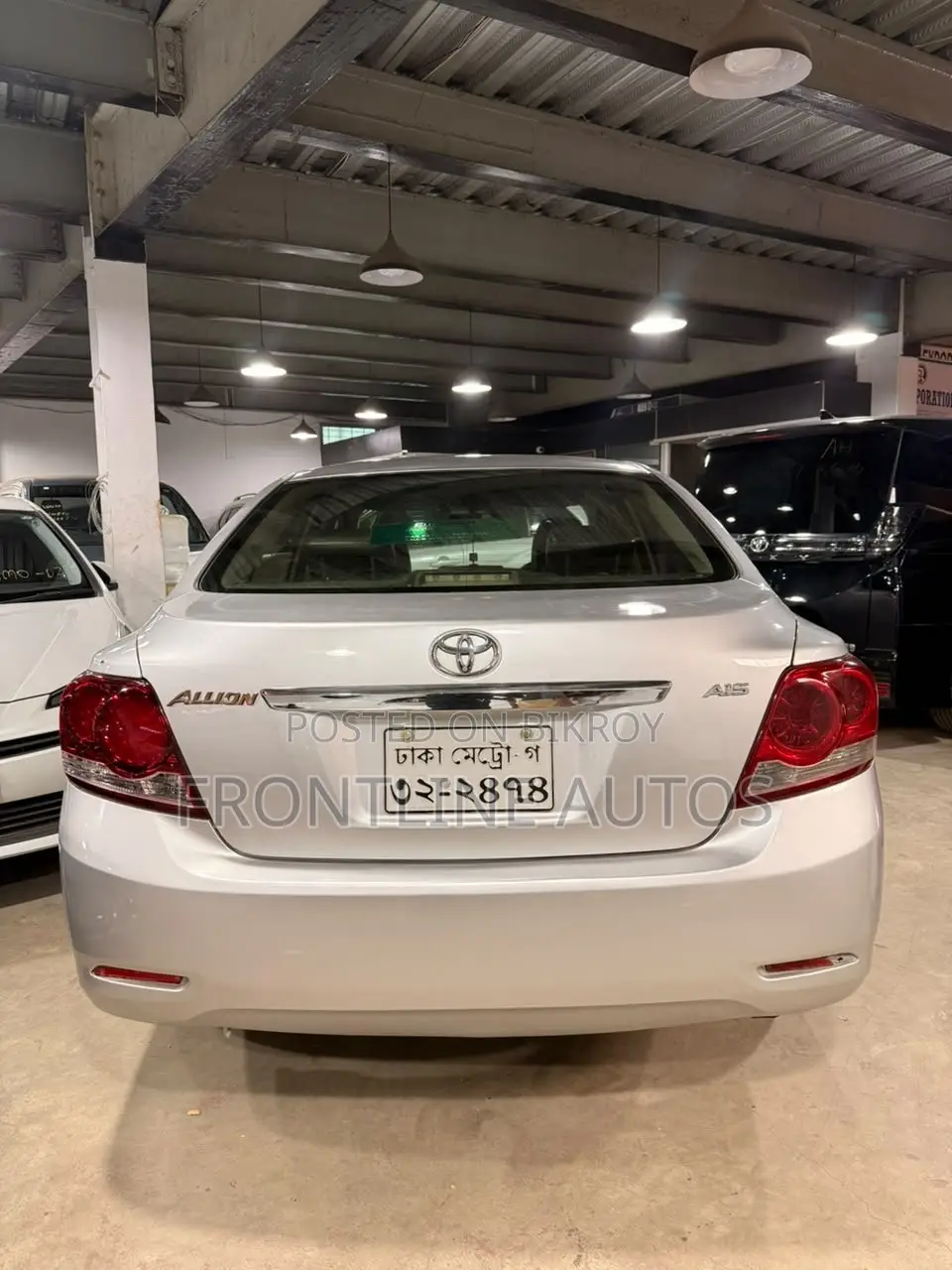 টয়োটা অ্যালিওন ২০১১ রুপালি